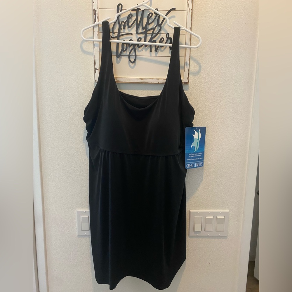 Women's Black Plus Size 24 Great Lengths Hip-Minimizer Handkerchief Swim Dress